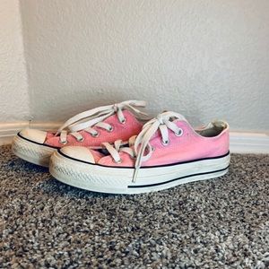 Pink Converse 💕